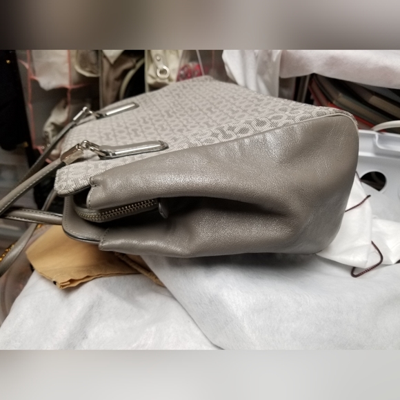 Coach - Used - Excellent Condition - Light Grey Shoulder bag - Picture 3 of 11